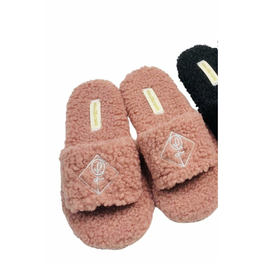QLT Royal Slippers Black or Pink