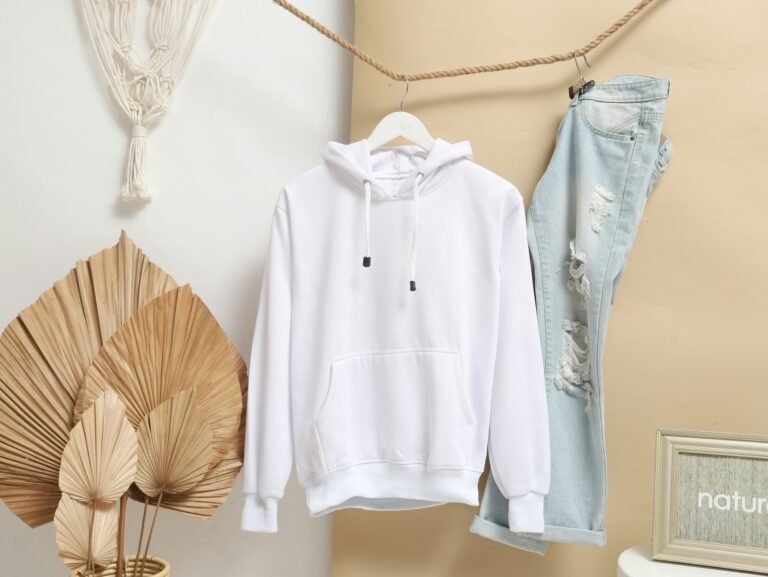 Discover the Perfect Streetwear Combination with a Hoodie and Sneakers