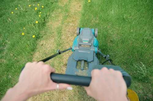 Flat Blade Sharpener for Cleaner Edges and More Consistent Results